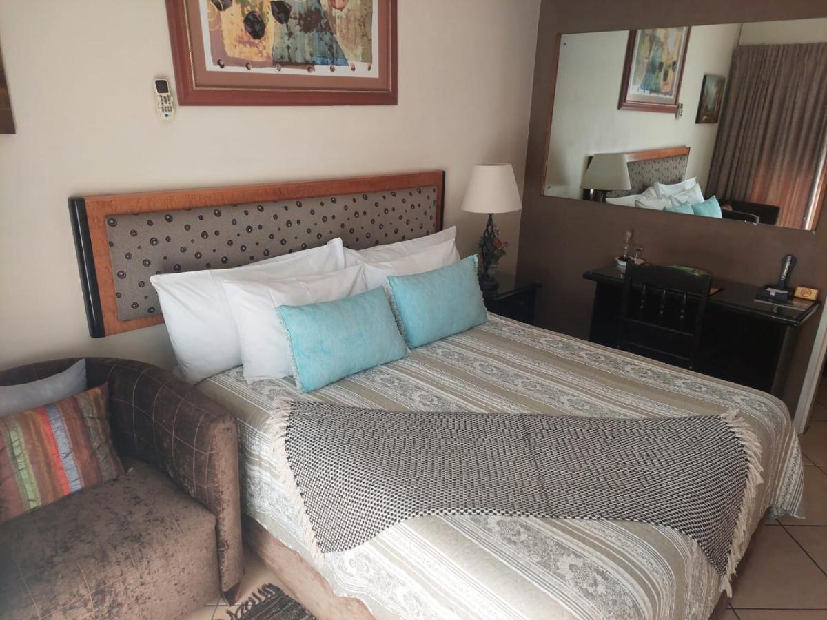 Sleep Eezy Cottages Benoni Zewnętrze zdjęcie